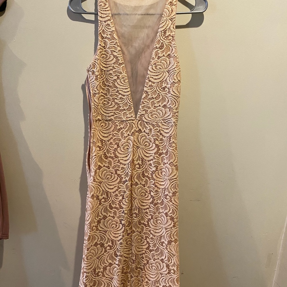 Dress - Picture 3 of 3